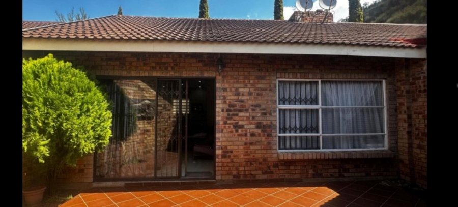 2 Bedroom Property for Sale in Bloemfontein Free State